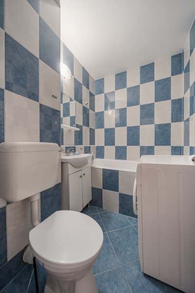 Sibiu 11, mobilata si utilata, 3 minute de metrou favorit, investitie excelenta